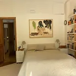 2-Bedroom Garden Flat In The Marais By Seine River